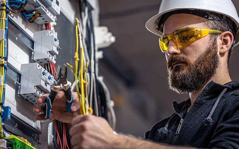 At GH Electrical, we pride ourselves on being a trusted partner for companies of all sizes in need of professional commercial electrical services in Leeds and beyond. With a proven track record of excellence, our team of professional commercial electricians are dedicated to delivering the highest quality service to meet our clients’ needs.
